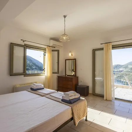 Villa Inna Mikros Gialos