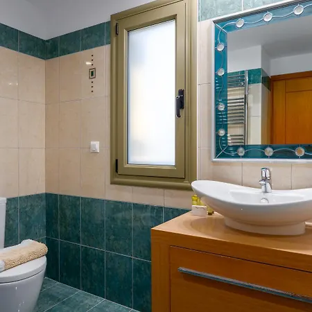 别墅 Inna 米克罗斯雅洛斯