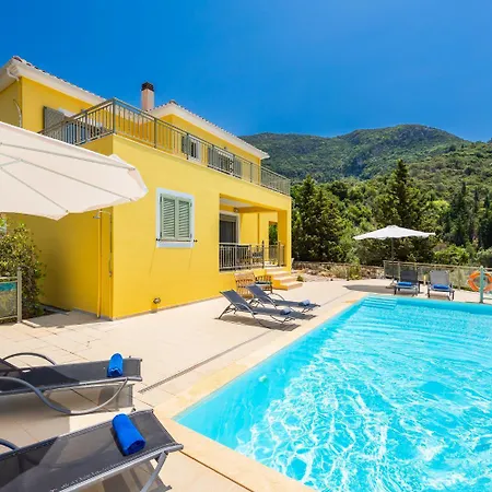 Inna Villa Mikros Gialos